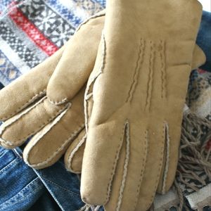 Lined Tan Nubuck Leather Gloves (M/L)